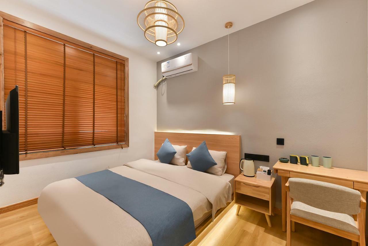 Yifangyan - Tingyuan Qingshe Hostel Fenghuang Εξωτερικό φωτογραφία